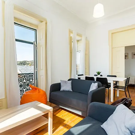 4br - Excellent Location - New Mattresses! شقة Lisboa